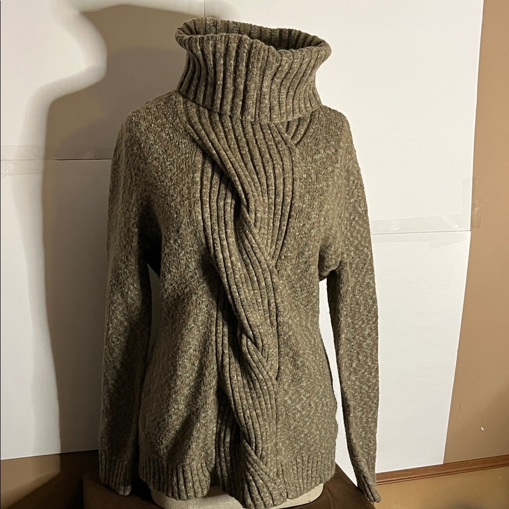 😄Vintage shabby chic multi coloured sweater cowl neck office/meeting ready